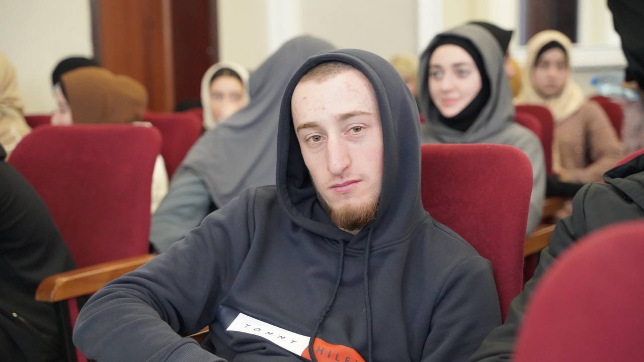 Полуфинал конкурса на знание Фикха среди студентов прошел сегодня в ГПК